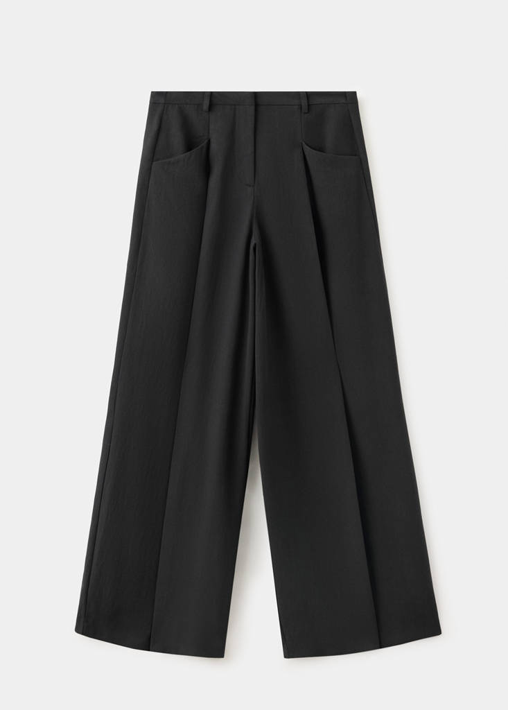 Wide leg pleated trousers — Black