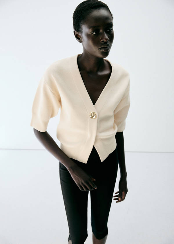 Knitted cardigan with jewel button — Ecru