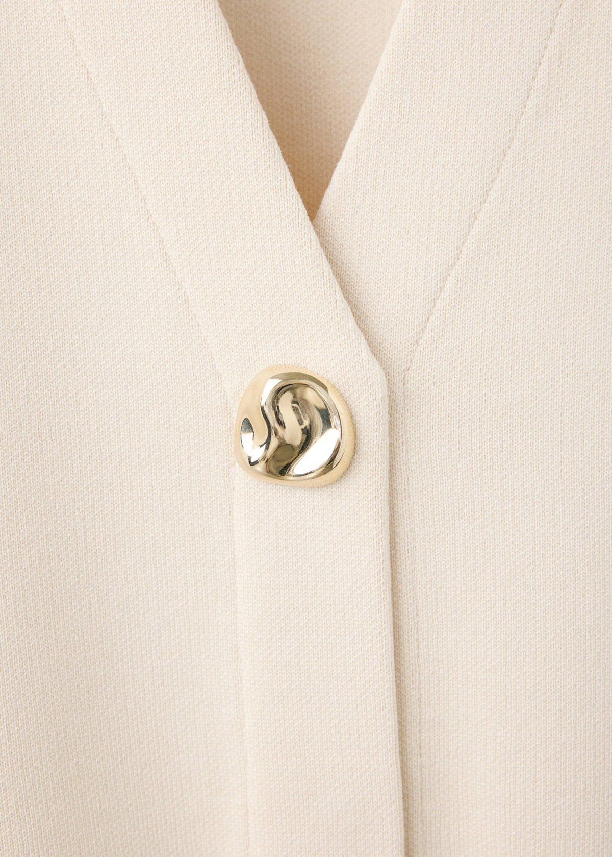 Knitted cardigan with jewel button — Ecru