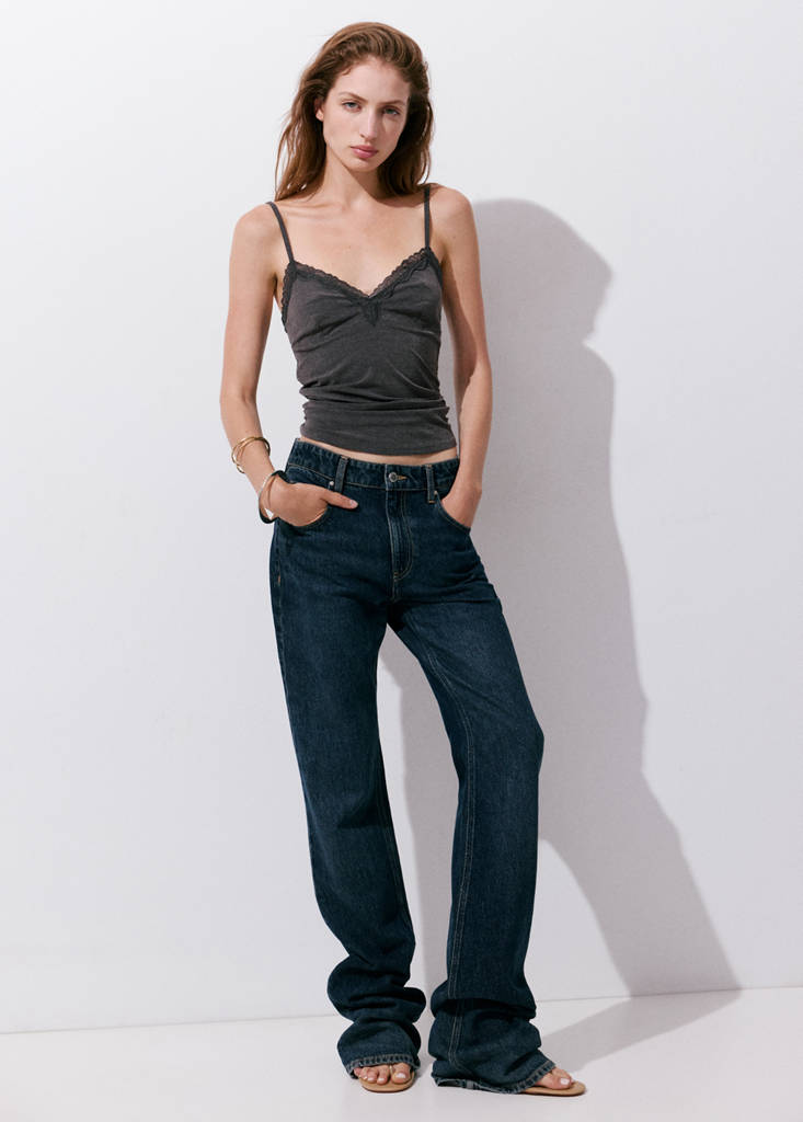 V-neck lace top — Grey