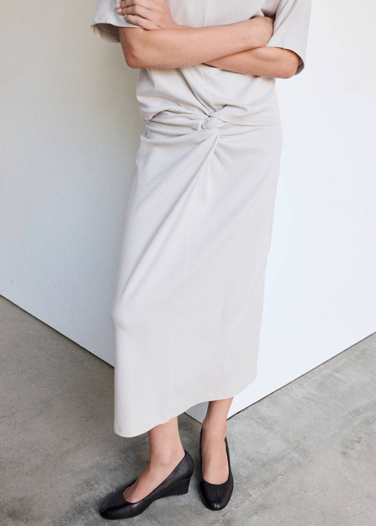 Midi skirt with knot detail — Grey