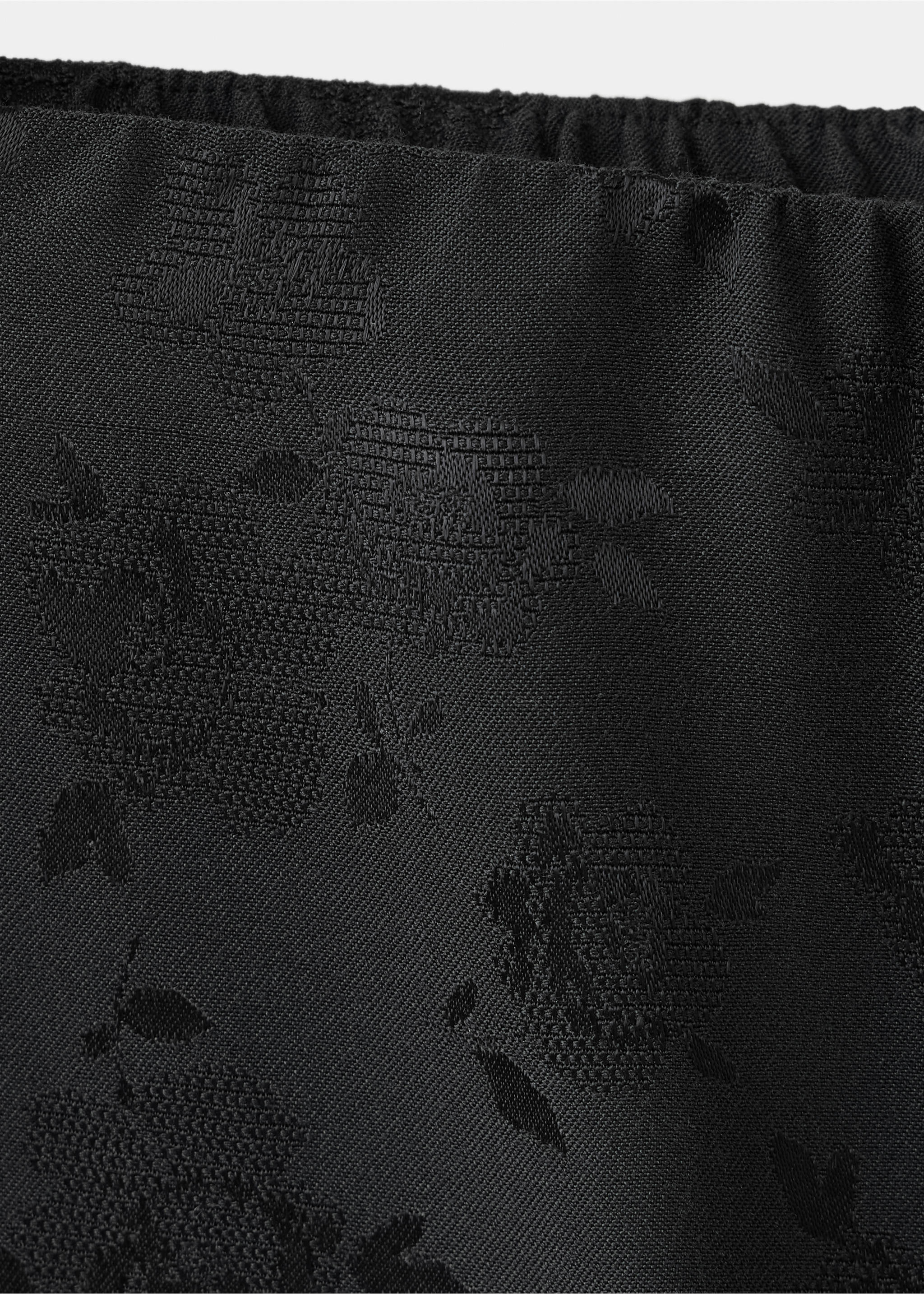 Pantalon droit dévoré - Détail de l'article 8, Gris anthracite. Ref: 37064116-00.