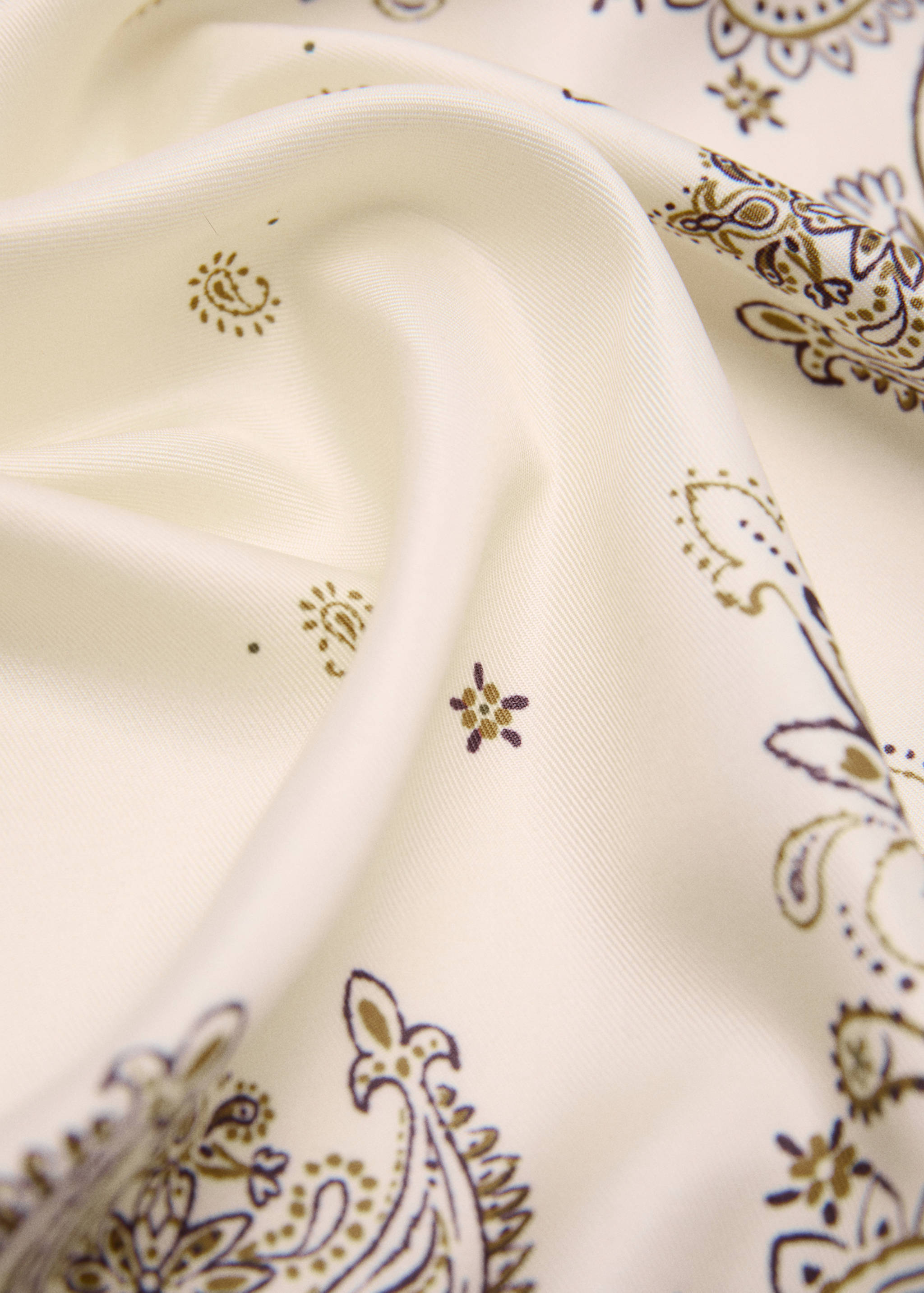 Foulard leaves3 - Plan moyen