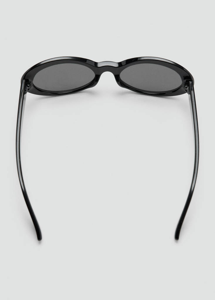 Oval-frame sunglasses — Black