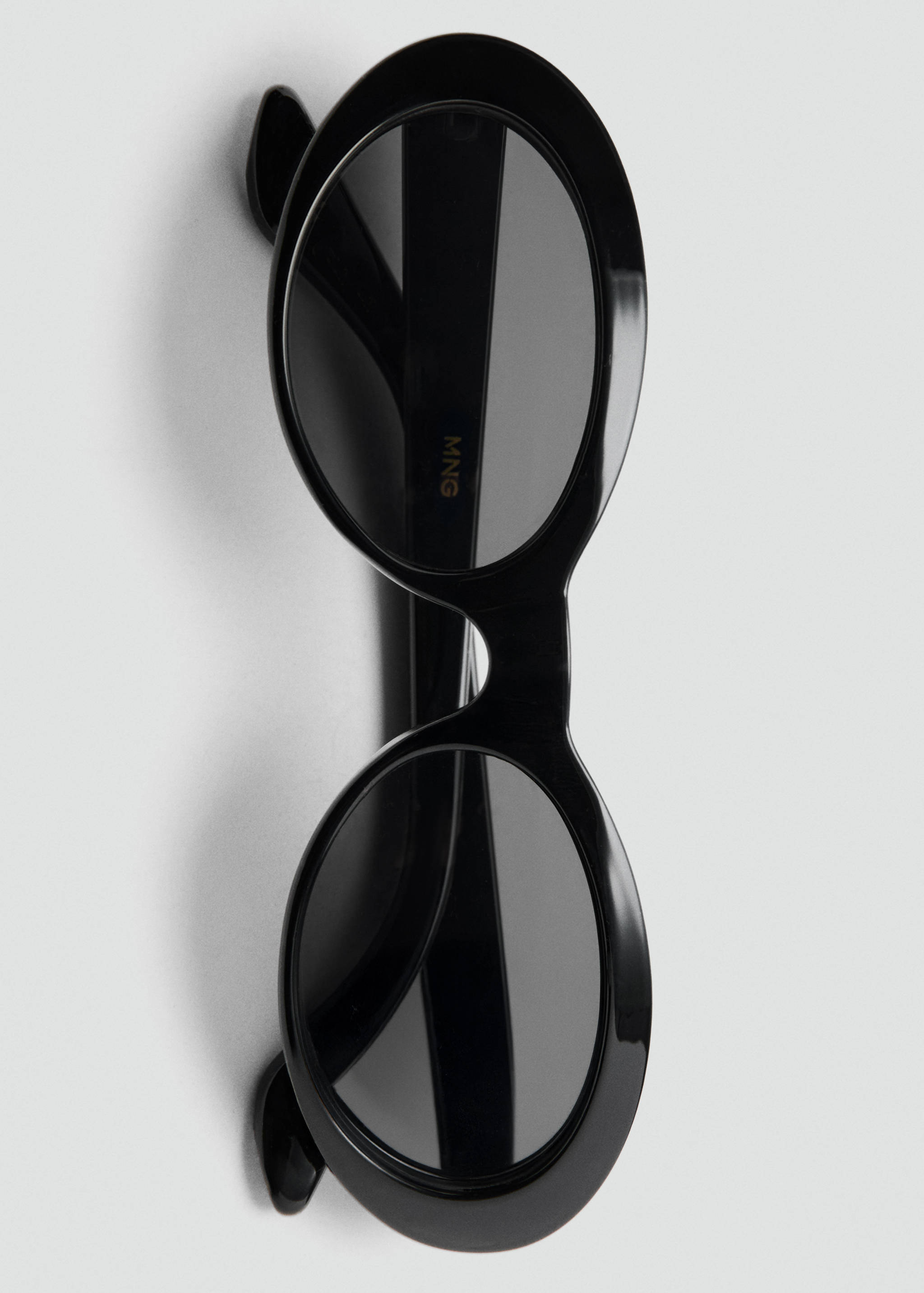 Oval-frame sunglasses - Details of the article 2