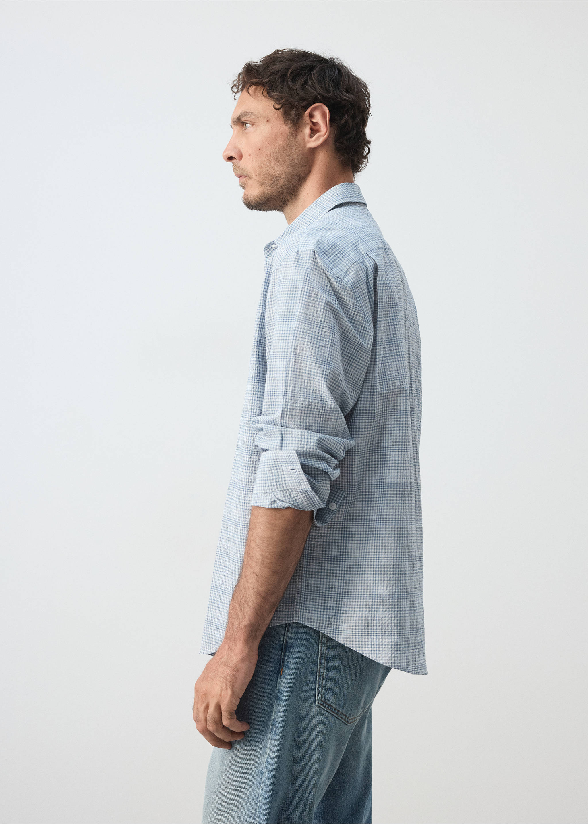 Chemise seersucker texturée à carreaux - Détail de l'article 2, Bleu. Ref: 37064417-00.