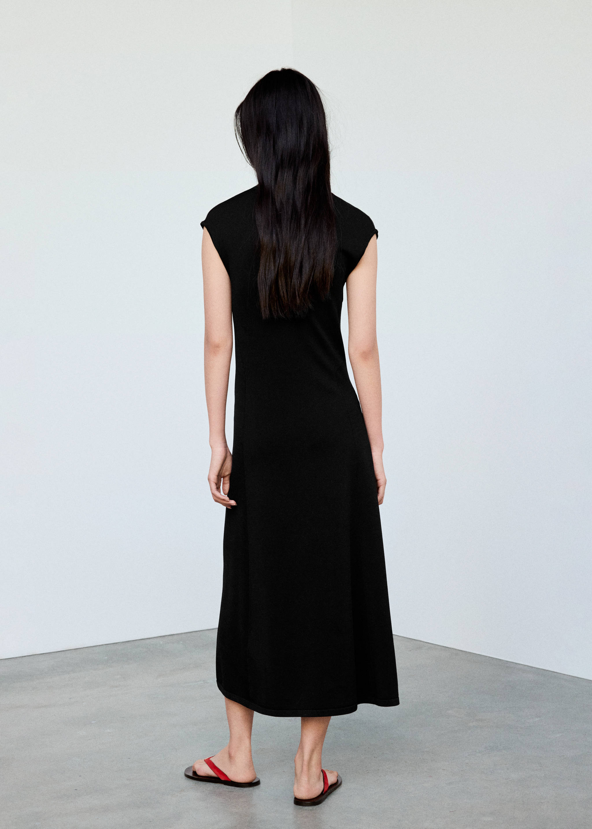 Robe en maille col V - Verso de l’article
