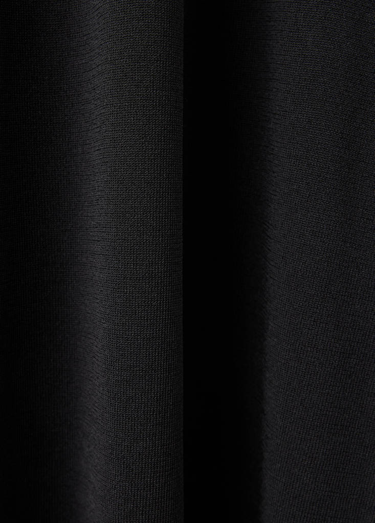 V-neck knitted dress — Black