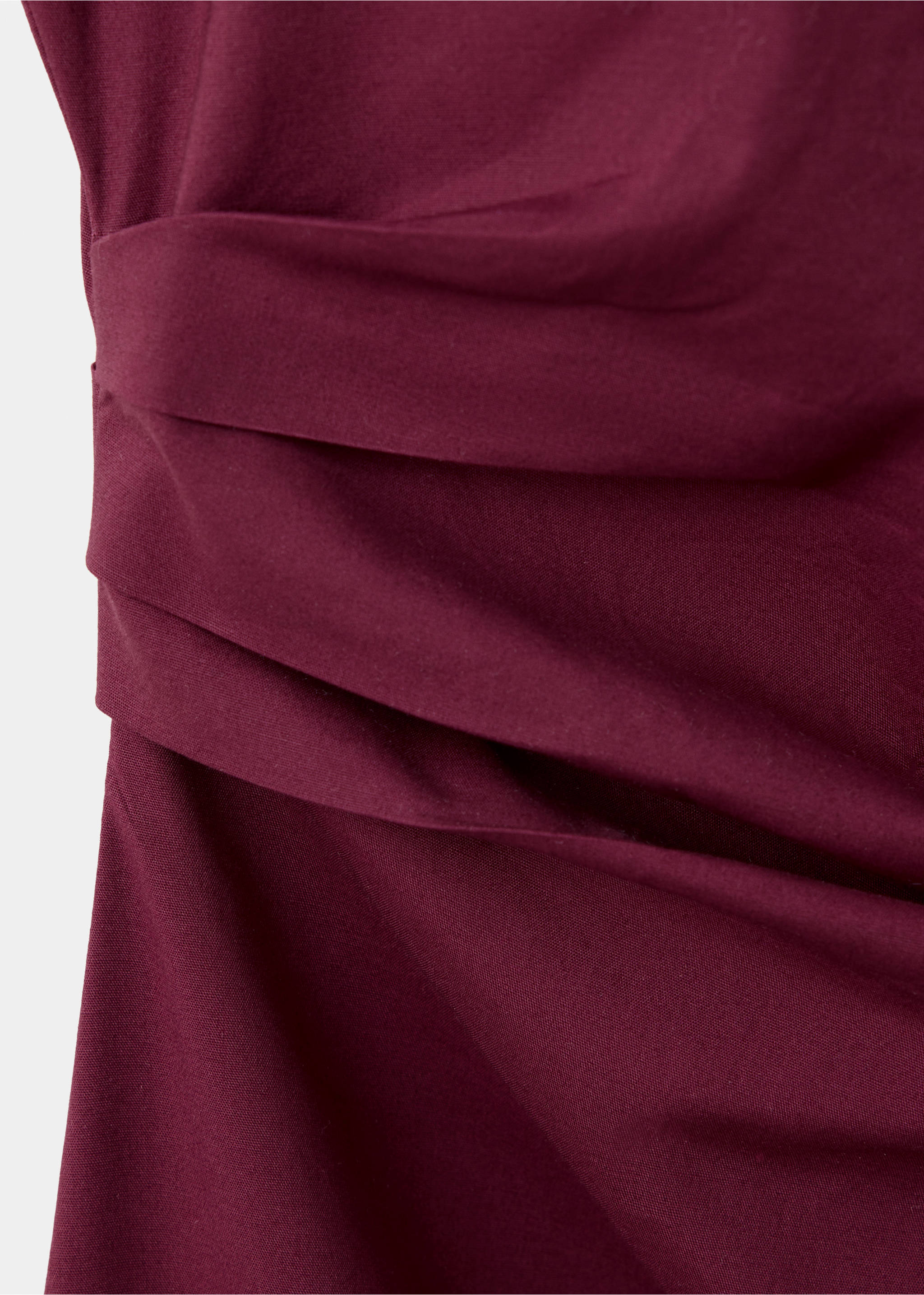 Asymmetrical pleated dress - Details of the article 8, Burgundy. Ref: 37064422-00.