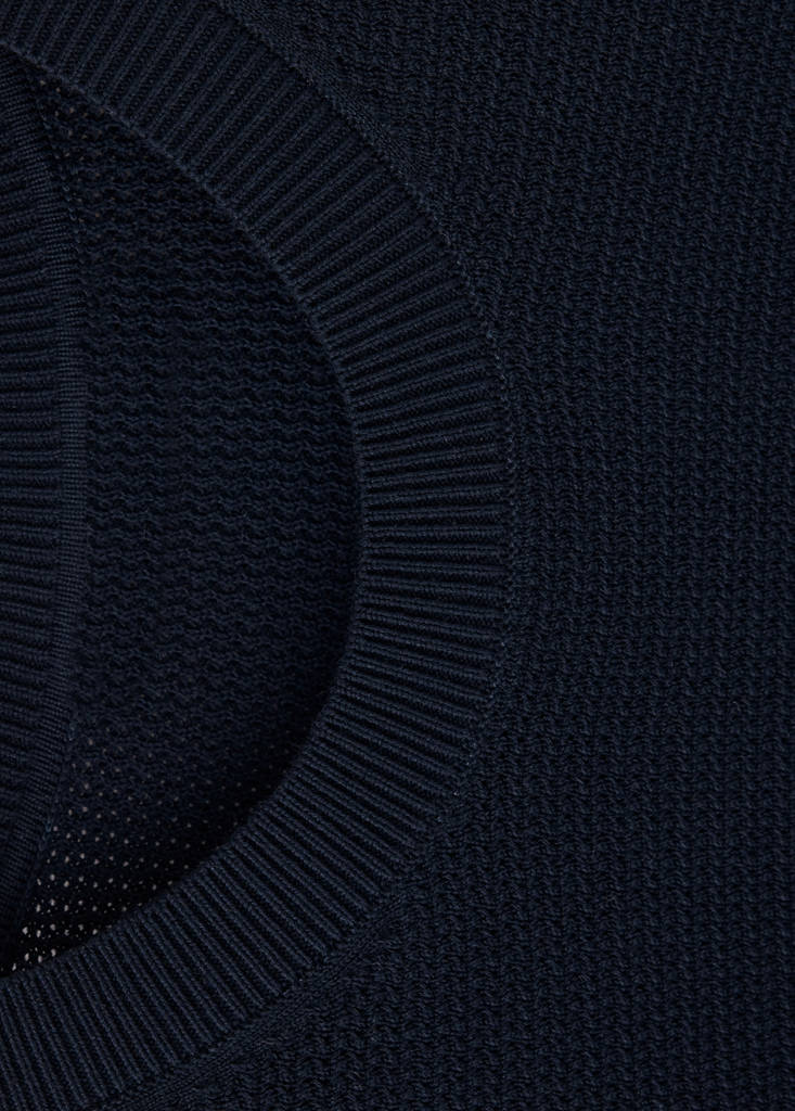 Fine-knit jersey in a cotton blend with textured structure — Navy