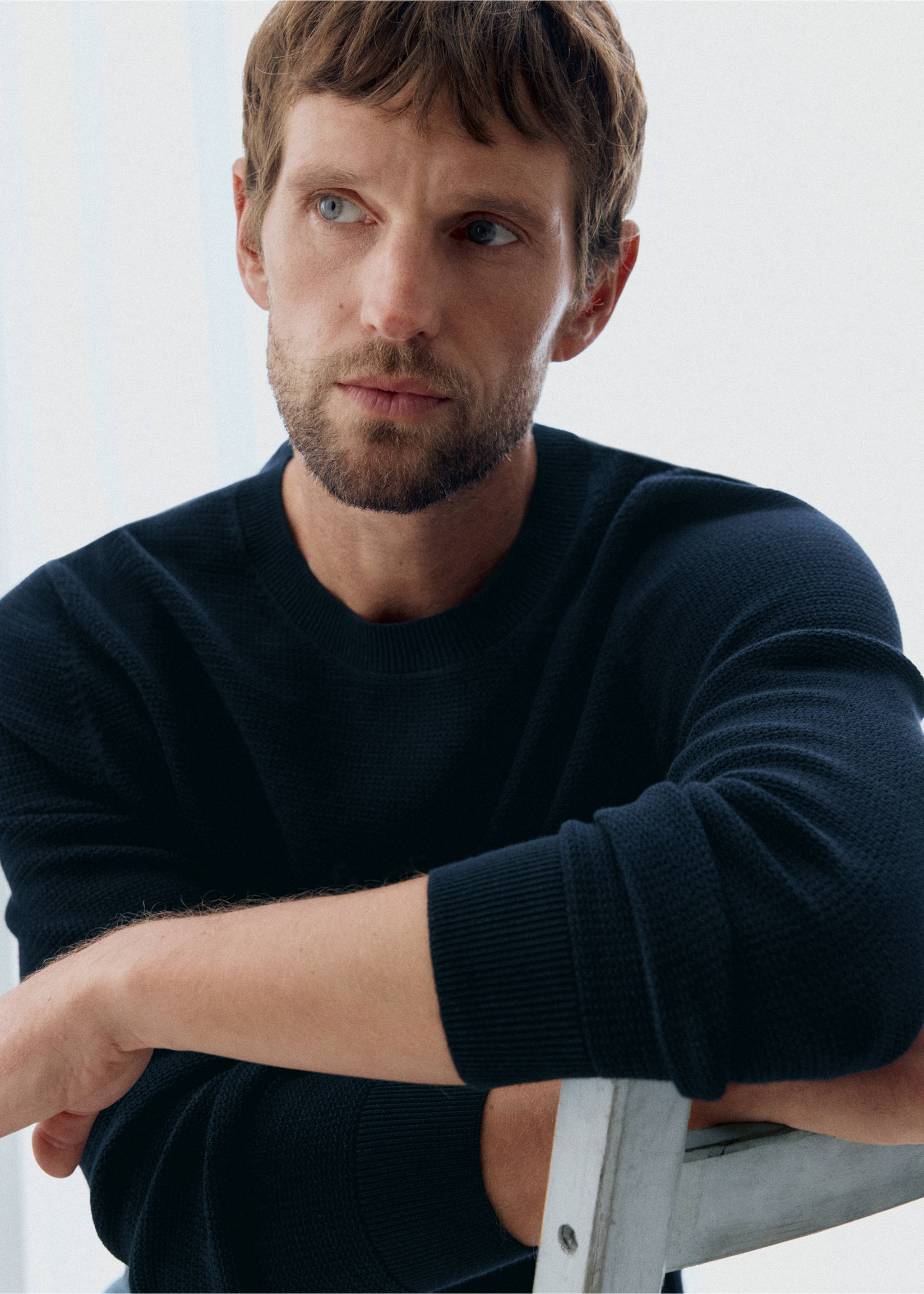 Fine-knit jersey in a cotton blend with textured structure - Medium plane, Navy. Ref: 37064423-01.