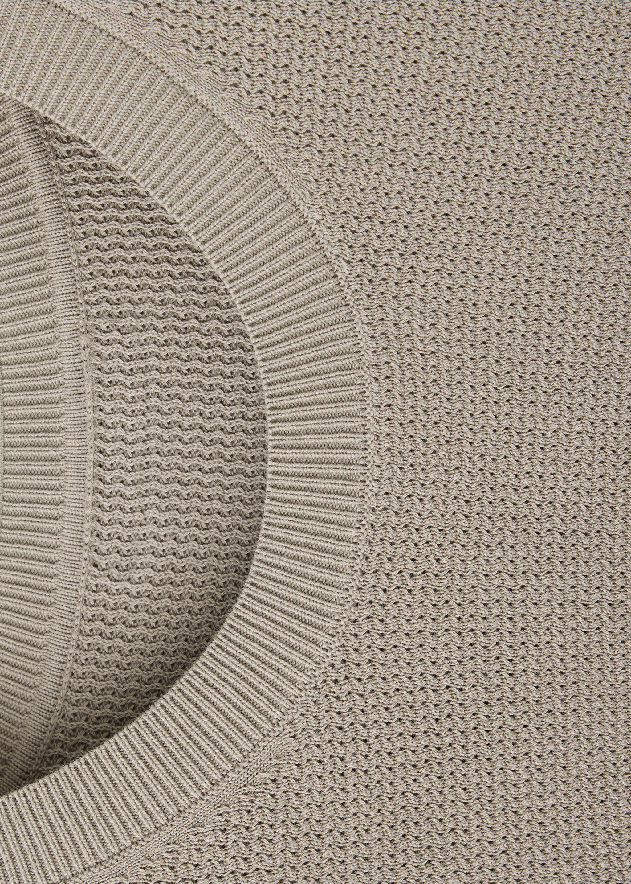Feinstrick-Jersey aus Baumwollmischung - Detail des Artikels 8, Nerzgrau. Ref: 37064423-00.