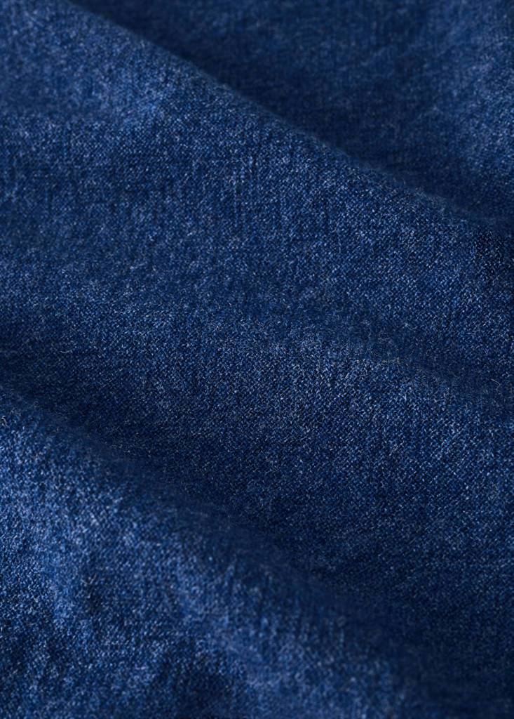 Wool throw with fringed detail — Dark Blue