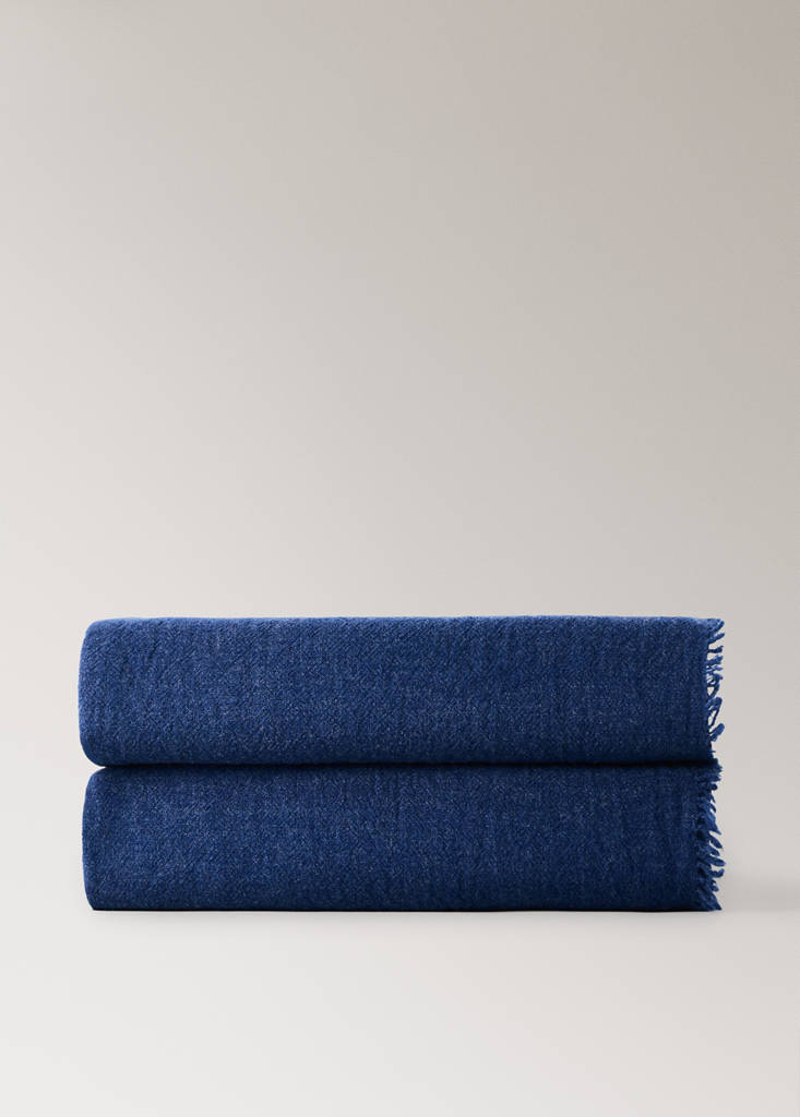 Wool throw with fringed detail — Dark Blue