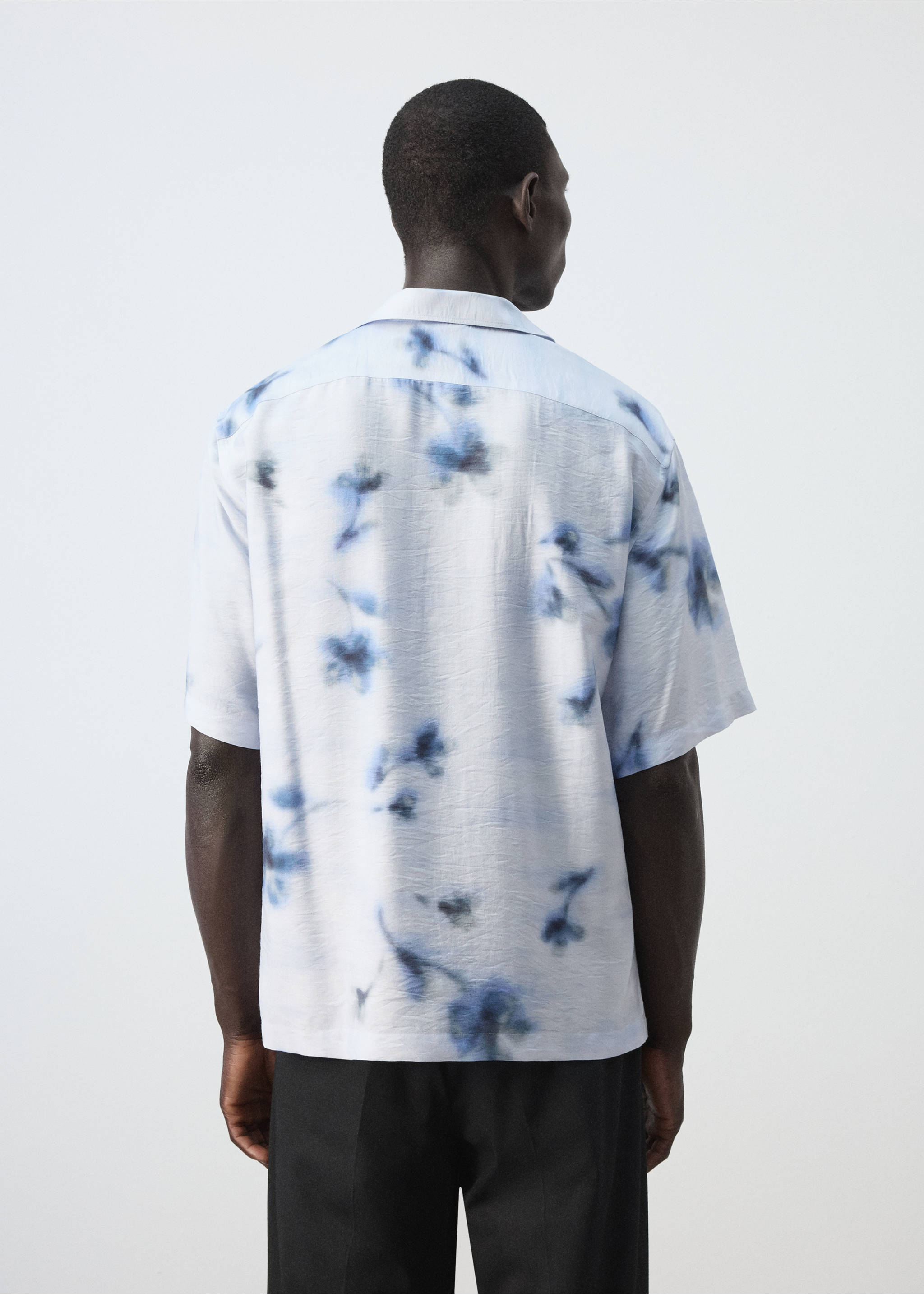 Regular-fit floral print shirt - Reverse of the article, Blue. Ref: 37064454-00.