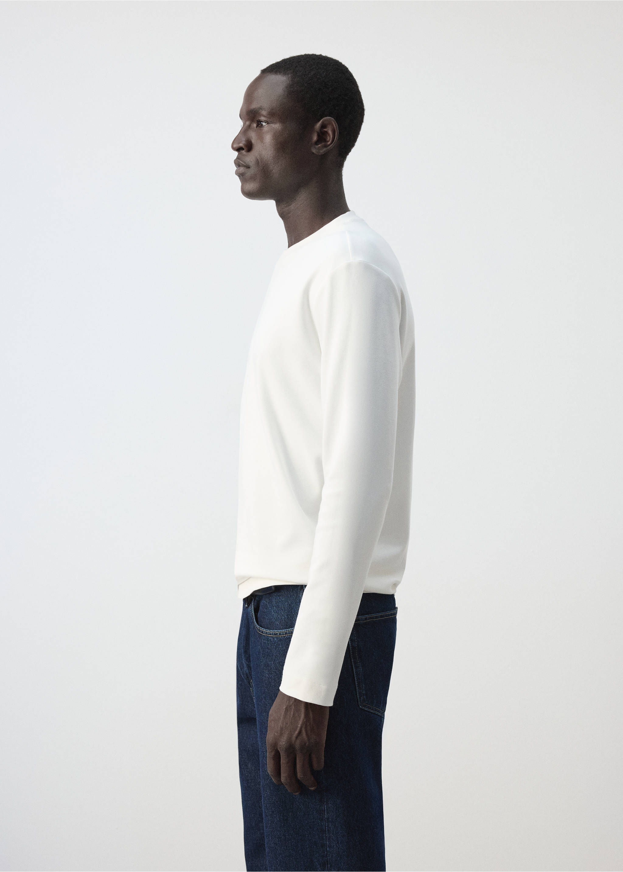 T-shirt 100 % coton regular-fit - Détail de l'article 2, Blanc. Ref: 37064462-00.