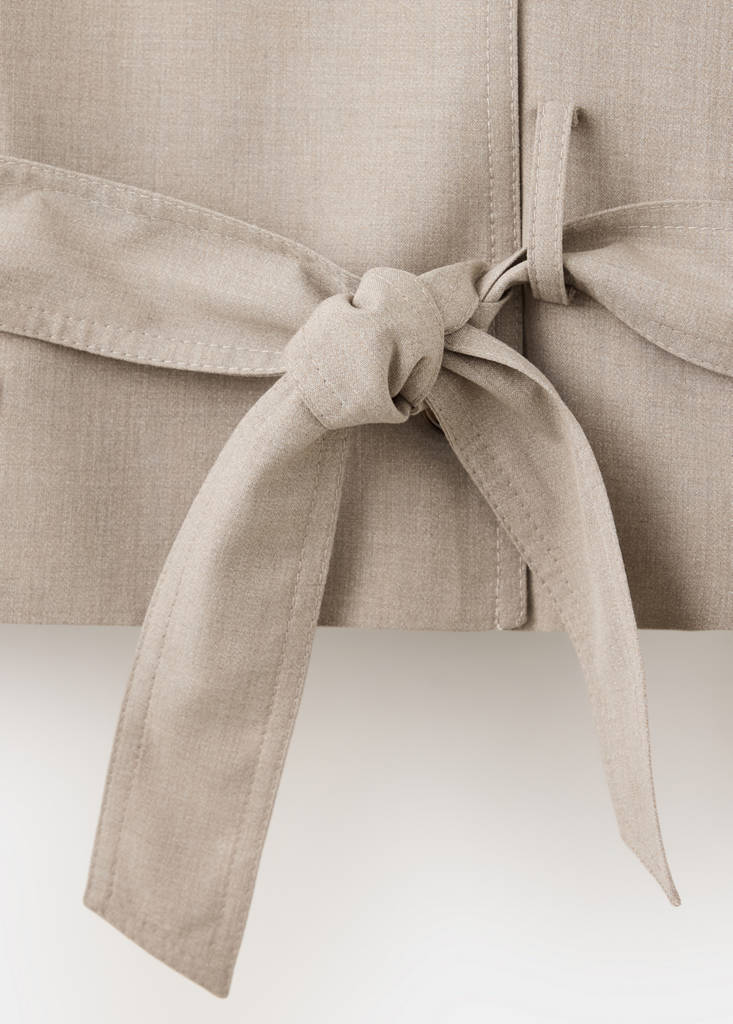 Short trench coat with belt — Beige