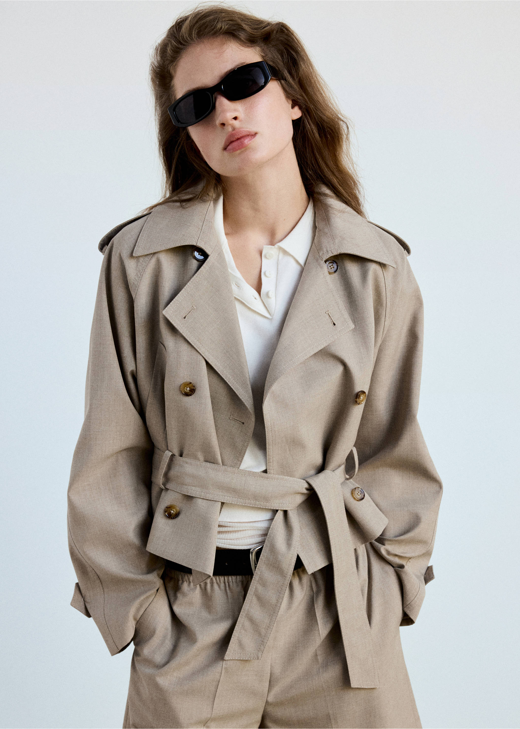 Short trench coat with belt - Medium plane, Beige. Ref: 37064472-02.