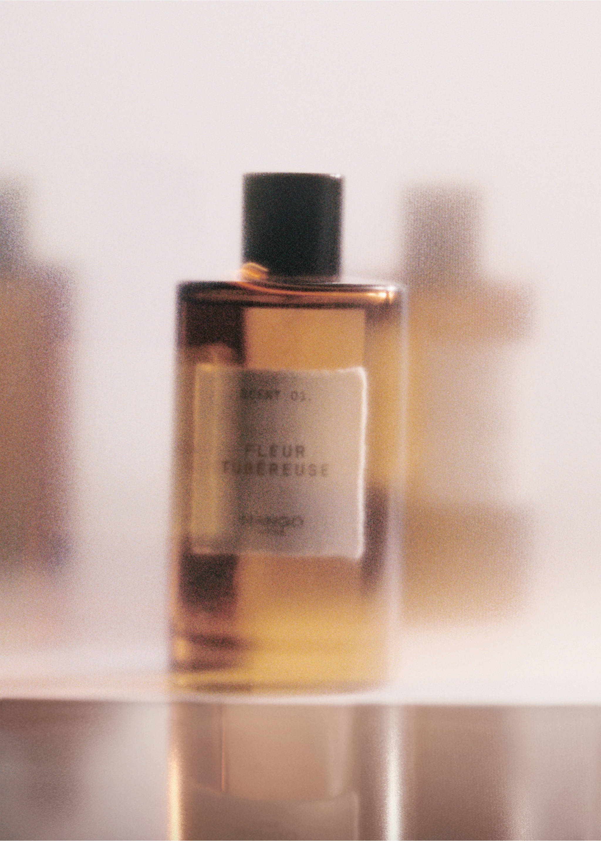 Спрей для дому FLEUR TUBÉROSE 200 мл - Детальніше про товар 6, Коричневий. Ref: 37064475-00.