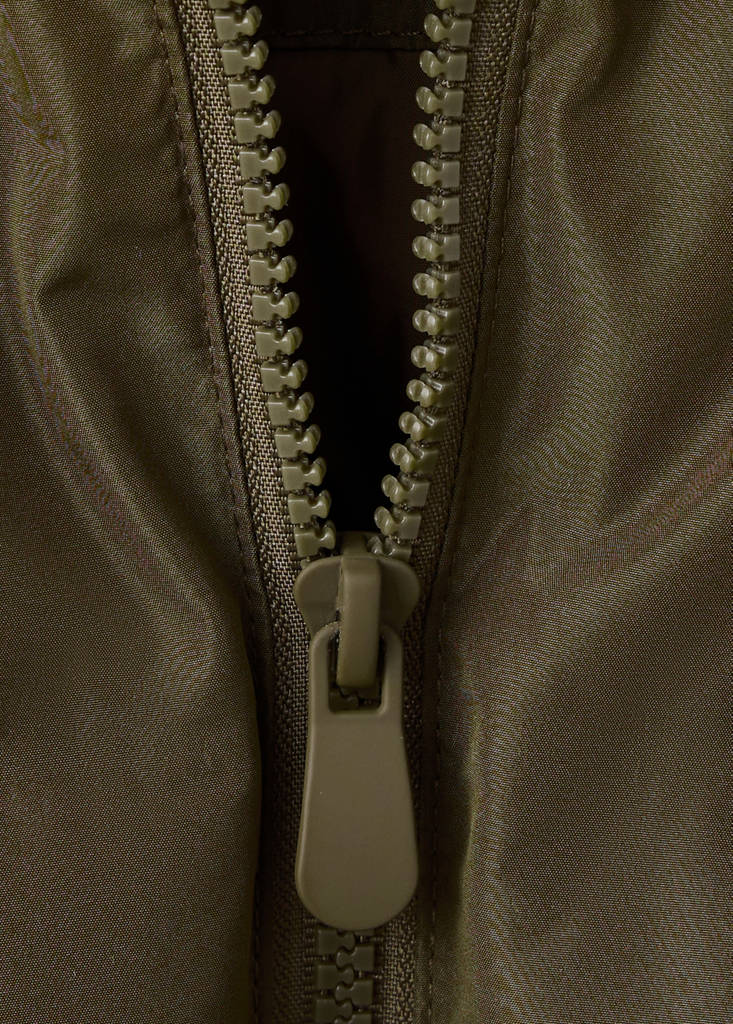 Quilted light jacket — Khaki