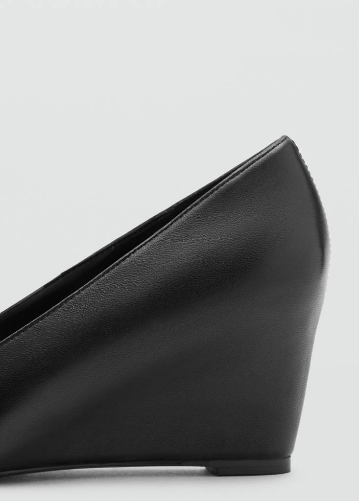 Leather wedge shoe — Black