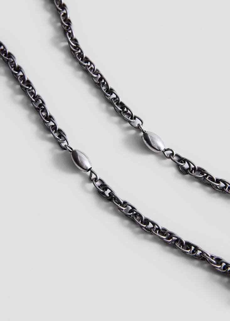 Pendant necklace with floral detail — Silver