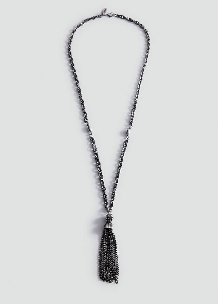 Pendant necklace with floral detail — Silver