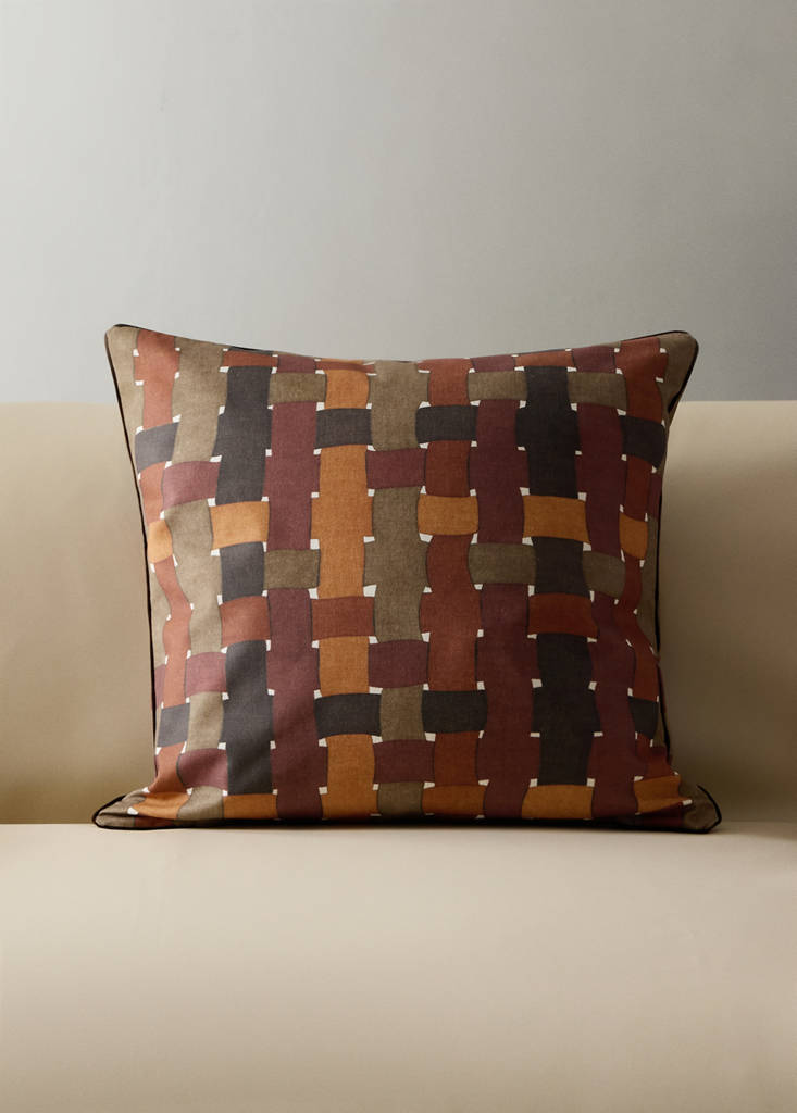 Piping cushion cover 50x50 cm — Russet
