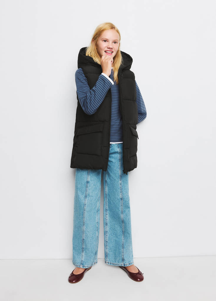 Hooded waistcoat with pockets — Black