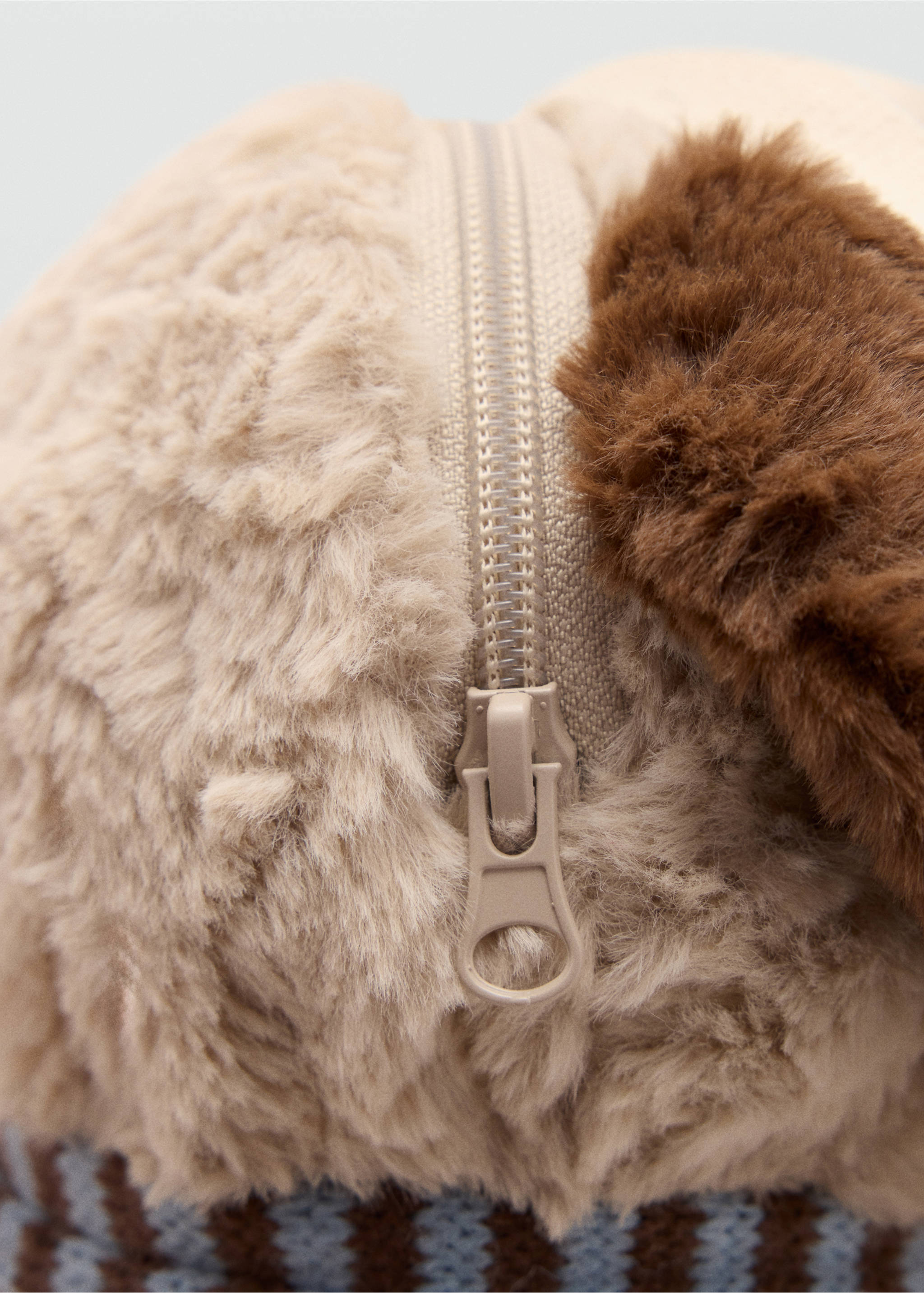 Doggy backpack - Details of the article 2, Sand. Ref: 37065155-00.