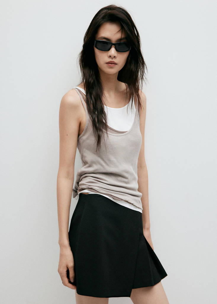 Skort with slit — Black