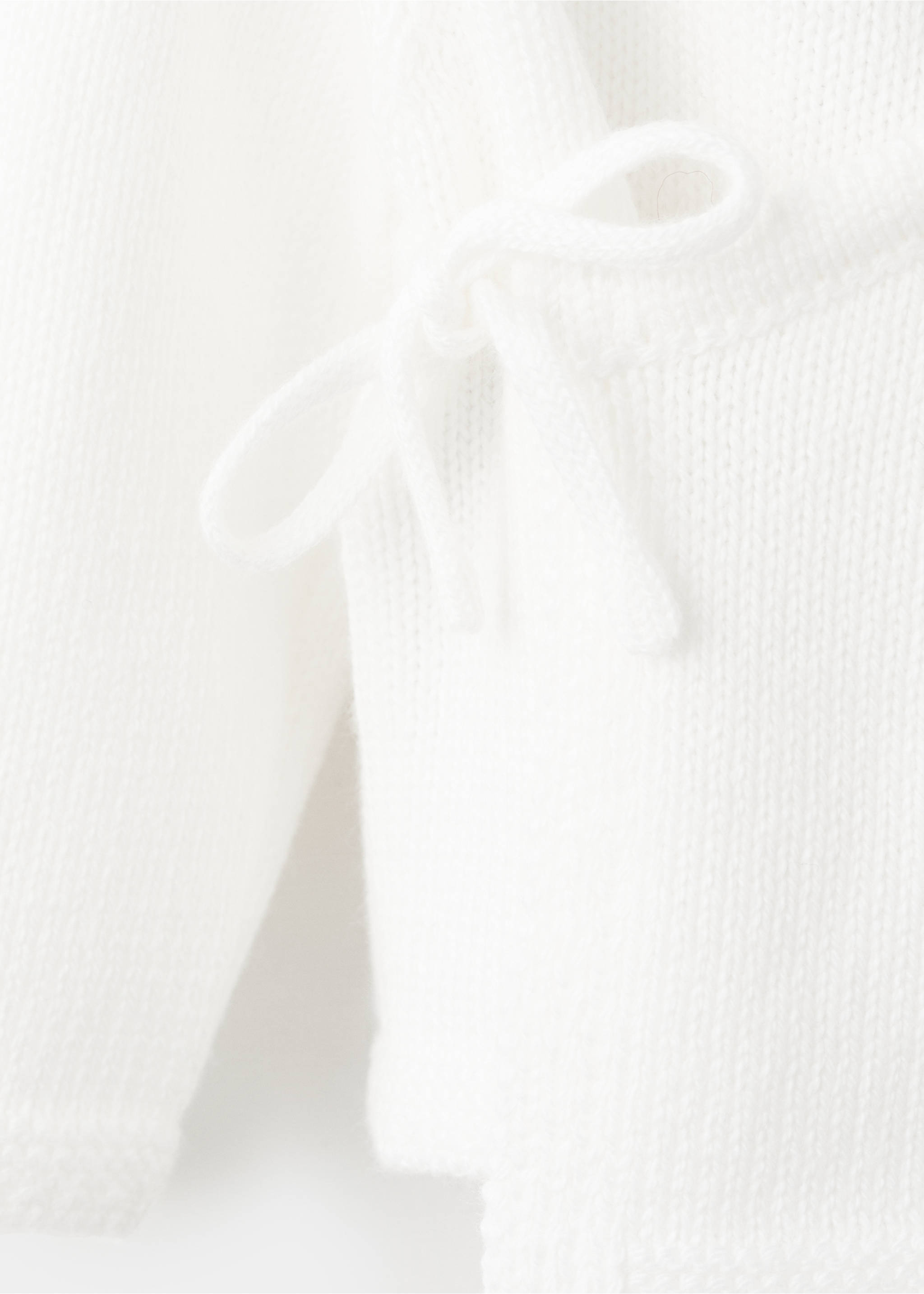 Cardigan en maille croisé - Détail de l'article 0, Blanc cassé. Ref: 37065173-00.