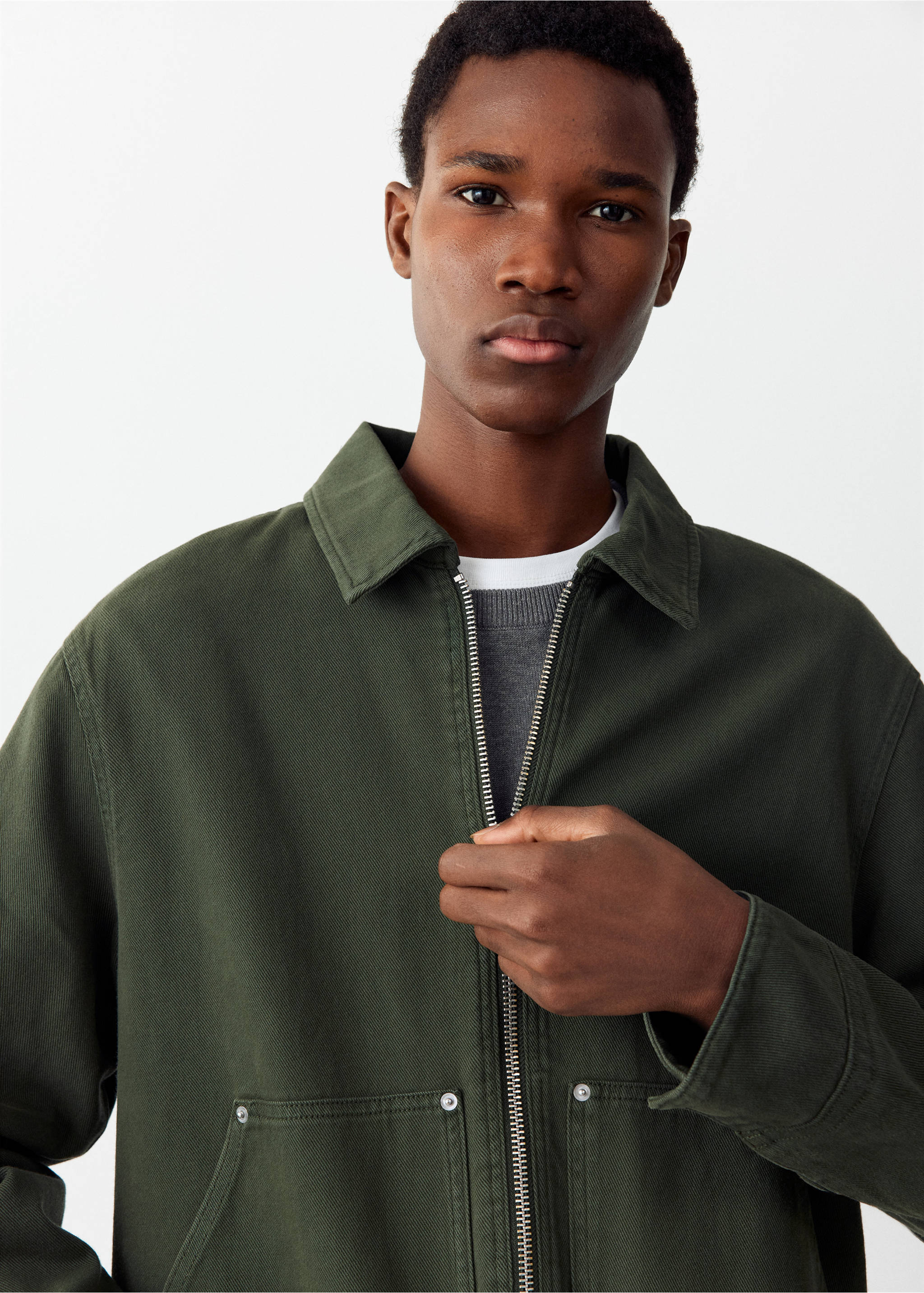 Pockets denim jacket - Details of the article 1, Khaki. Ref: 37065174-00.