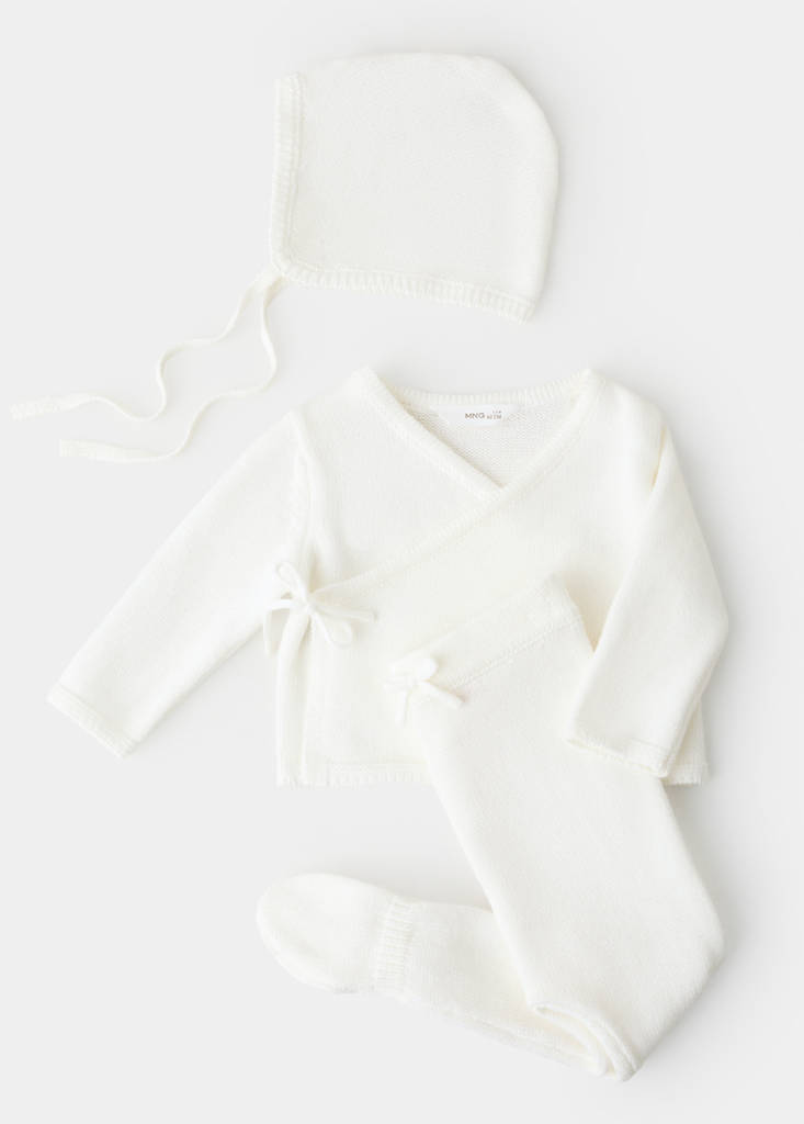 Knit bonnet with bow closure — Off White