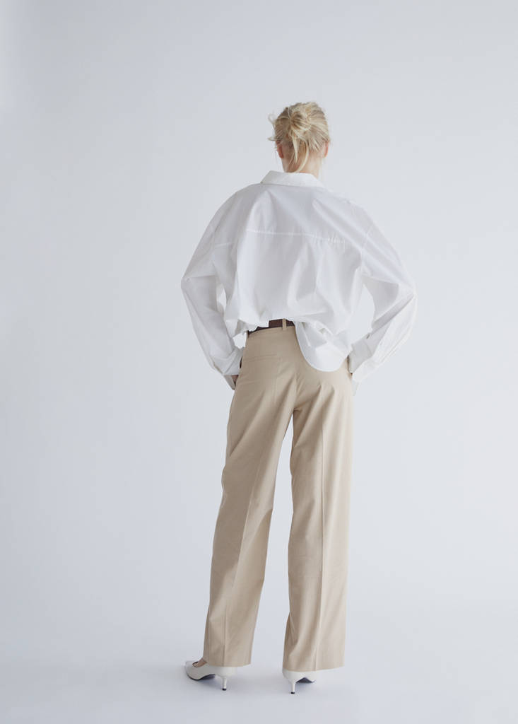 Straight-leg cotton pleated trousers — Beige