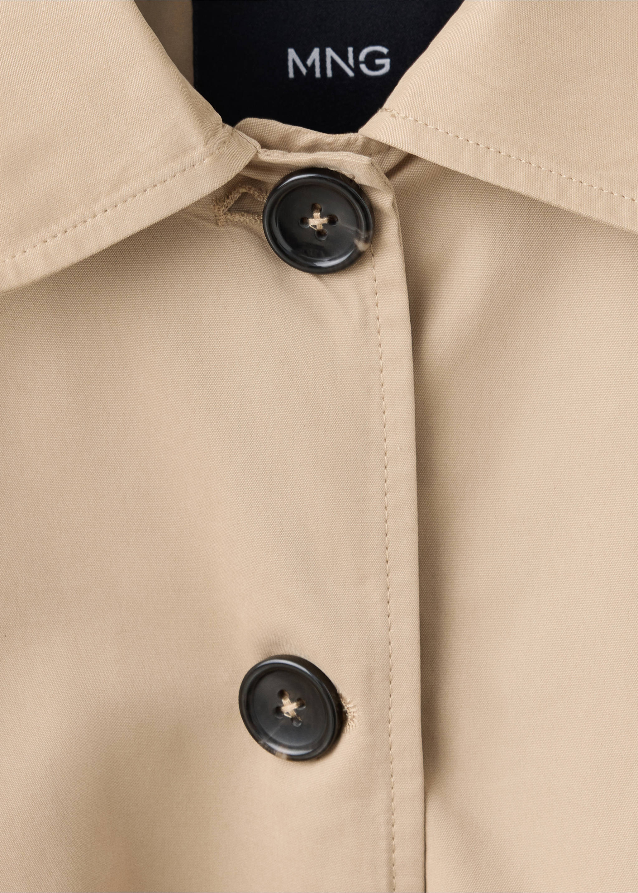 Trench cape boutons - Détail de l'article 8, Beige. Ref: 37065836-00.