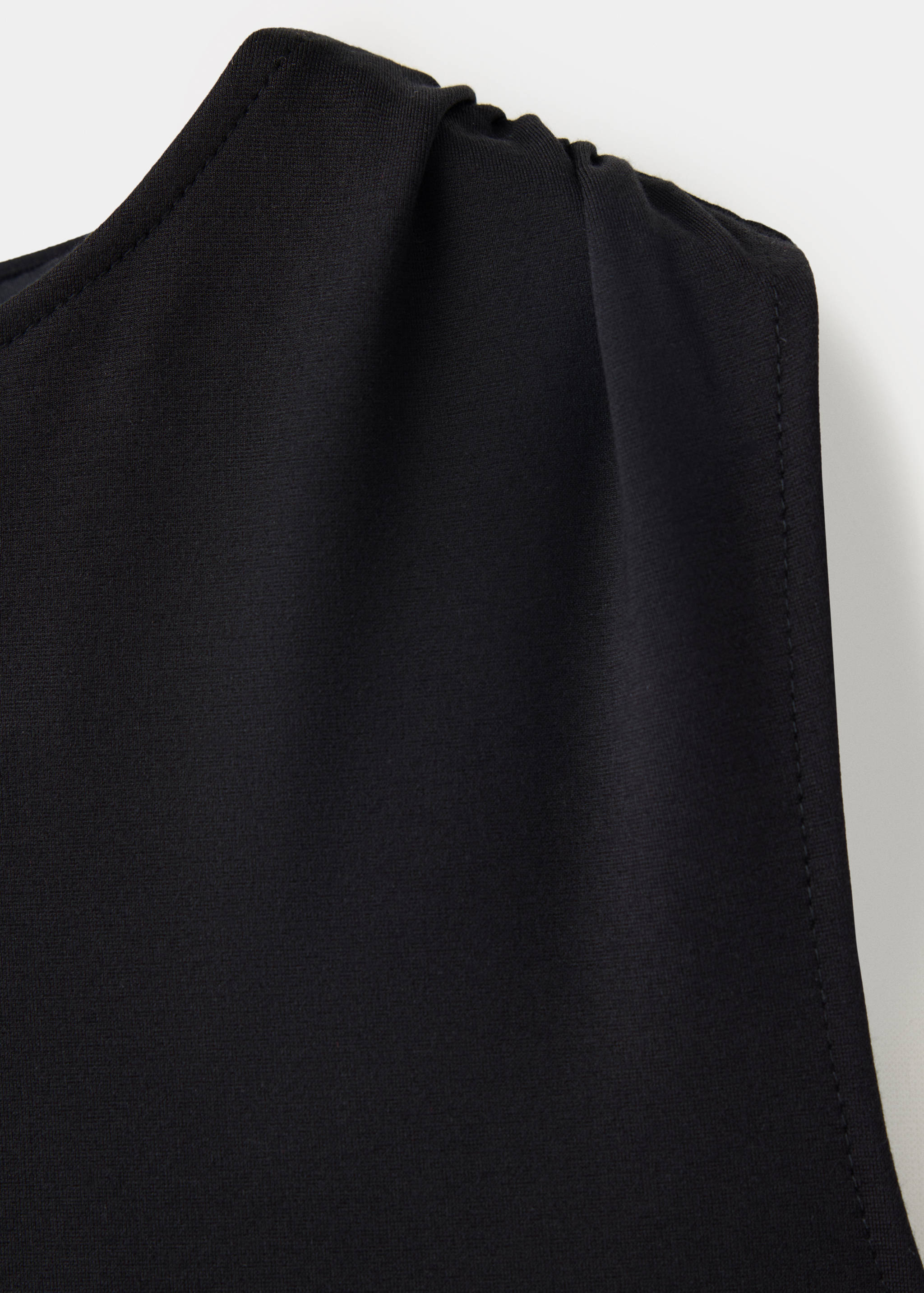 Belted jumpsuit with ruched details - Details of the article 0