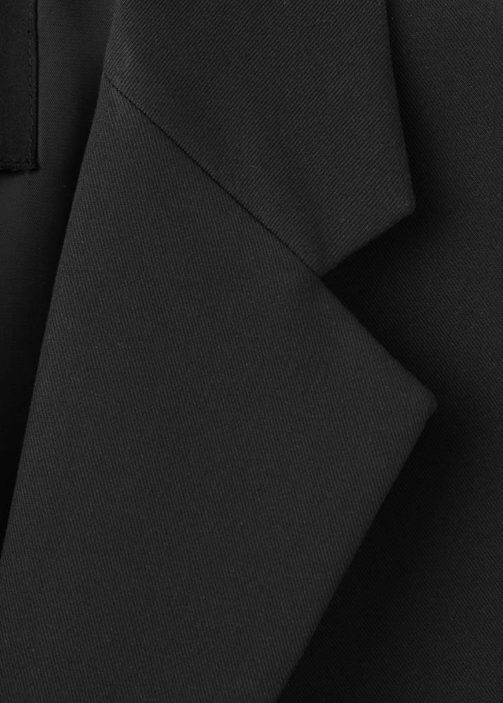 Straight blazer with flap pockets — Black