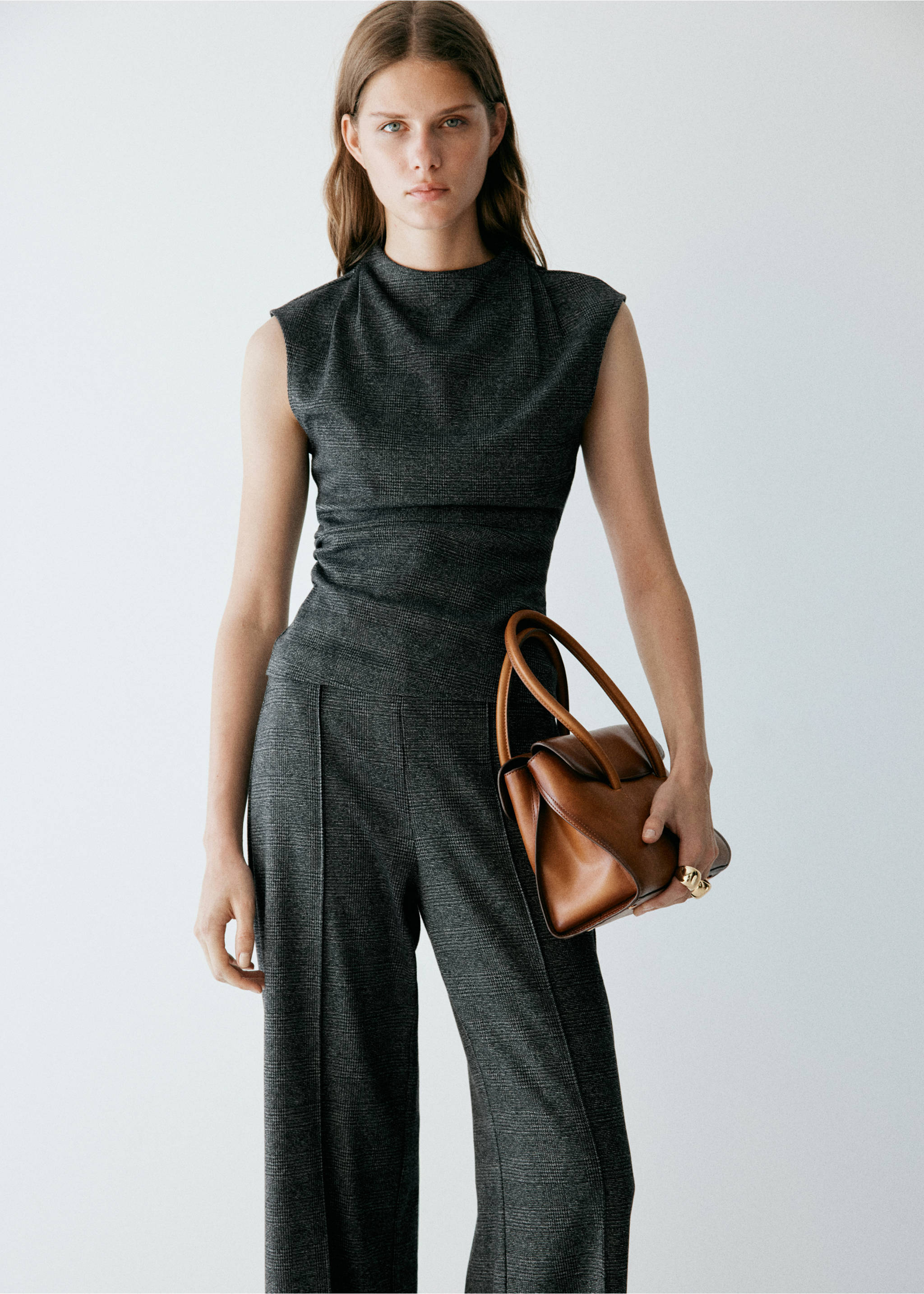 Straight checked trousers - Medium plane, Black. Ref: 37065858-00.