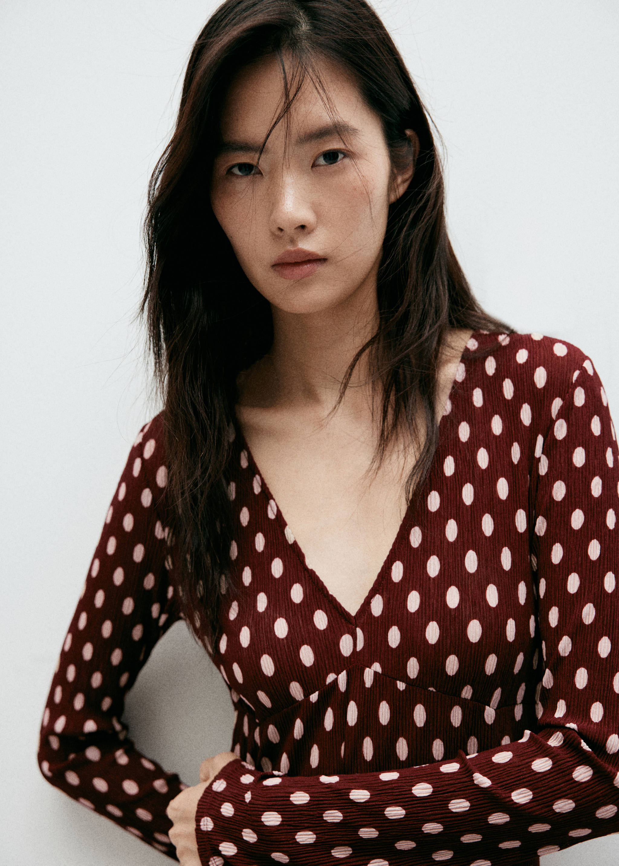 V-neck polka dot dress - Details of the article 1