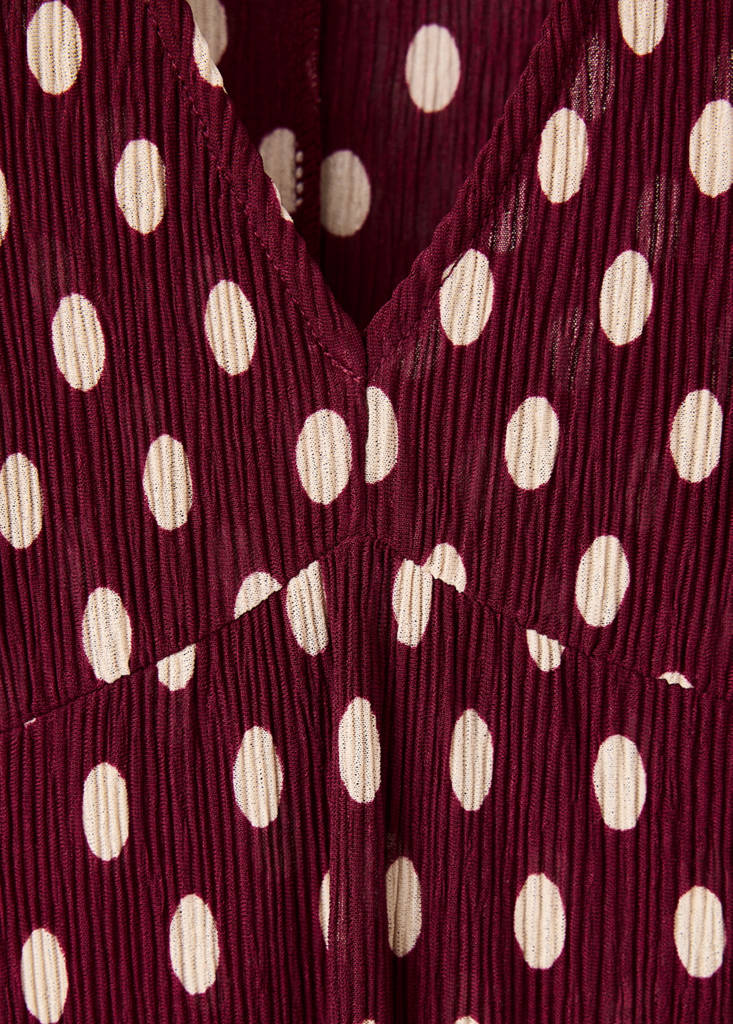 V-neck polka dot dress — Maroon