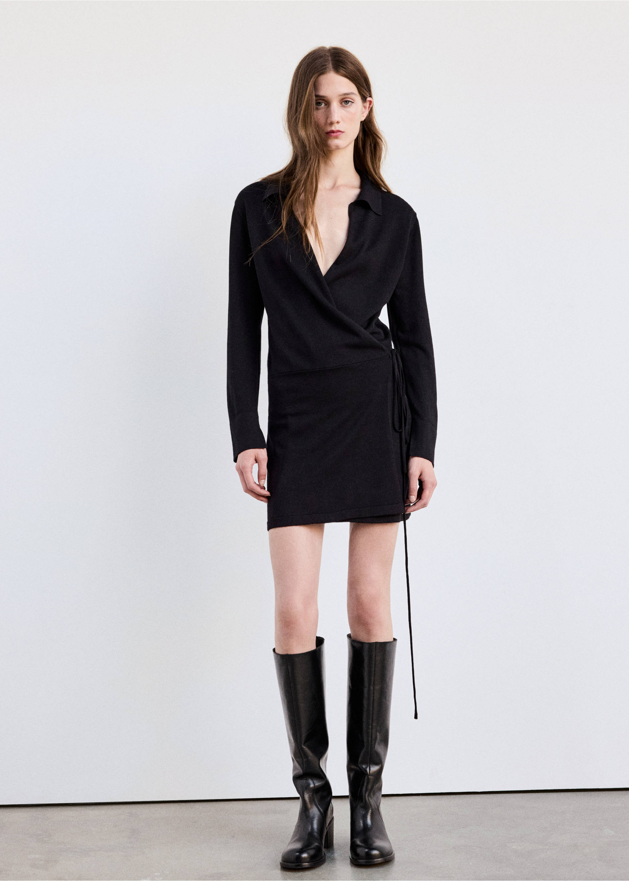 Wrap knitted dress - General plane, Black. Ref: 37065861-00.