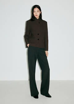 Houndstooth blazer with a high neck — Brown 2