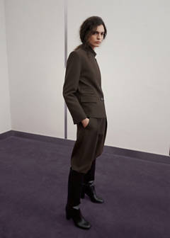 Houndstooth blazer with a high neck — Brown 14