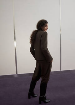 Houndstooth blazer with a high neck — Brown 15