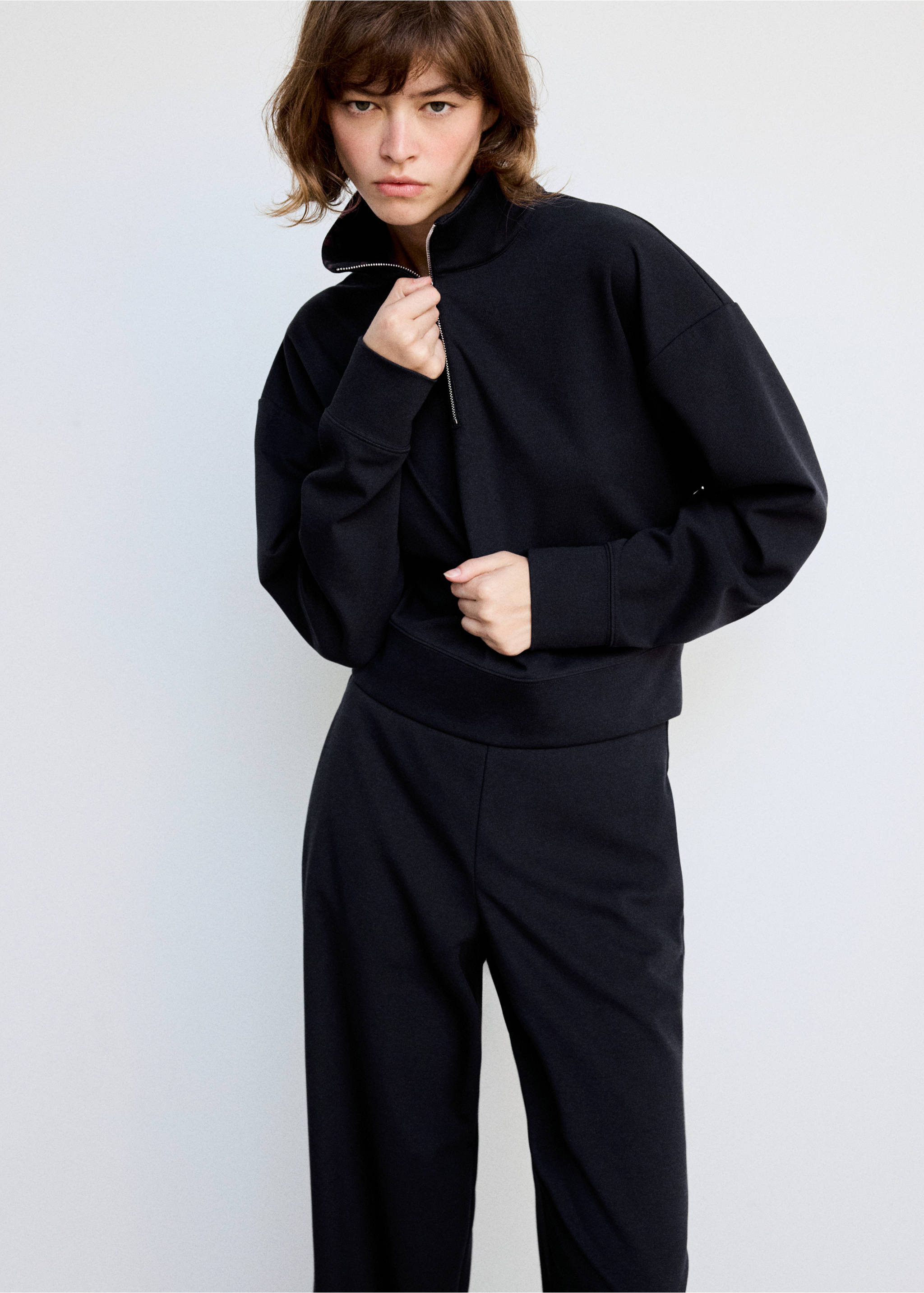 Trousers arka - Details of the article 1, Navy. Ref: 37065867-00.