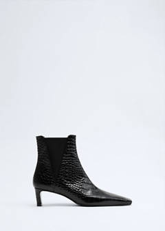 Leather boots with kitten heels — Black 3
