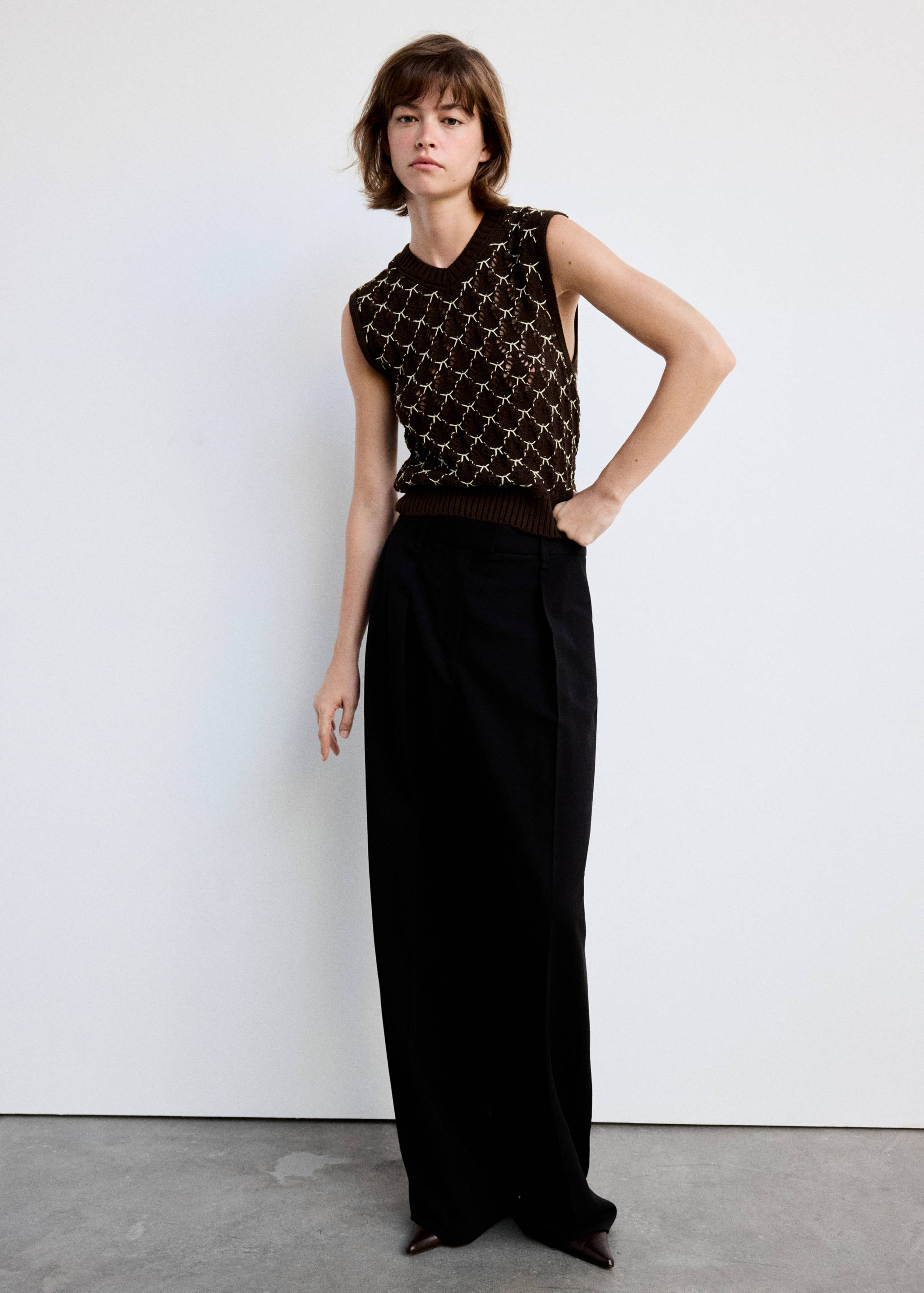 Knitted waistcoat with contrast detail - General plane