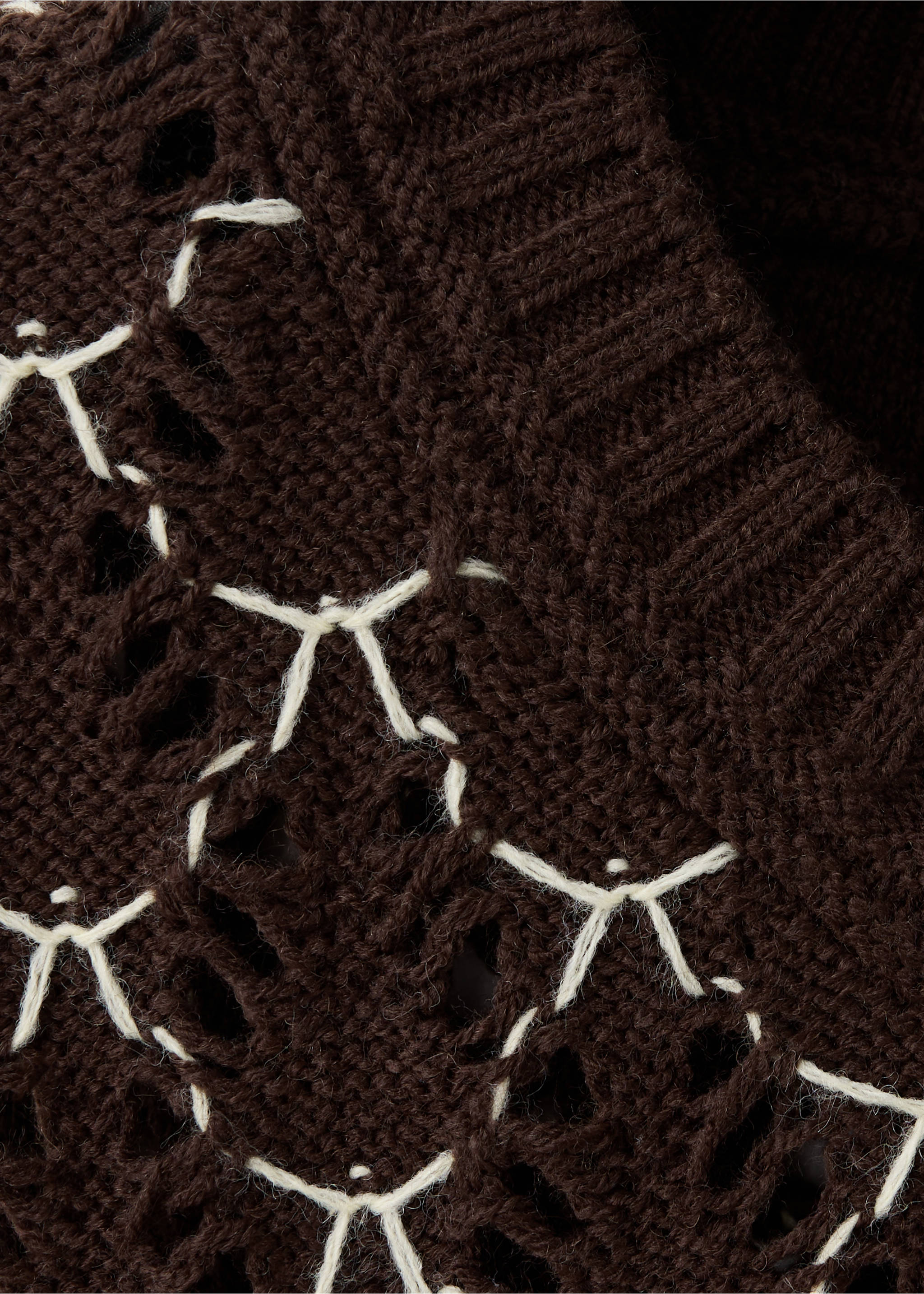 Knitted waistcoat with contrast detail - Details of the article 8, Brown. Ref: 37065877-00.