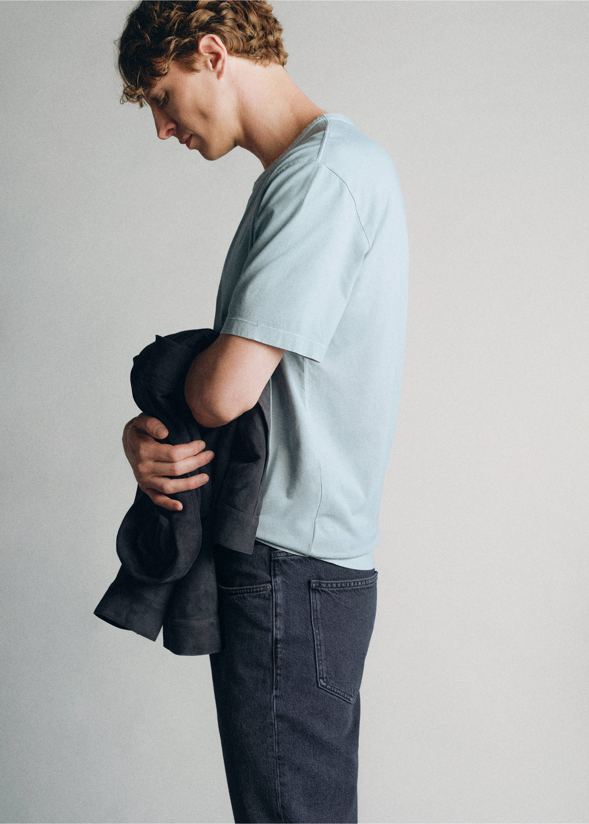 100% cotton T-shirt regular fit - Details of the article 2, Sky Blue. Ref: 37065880-00.